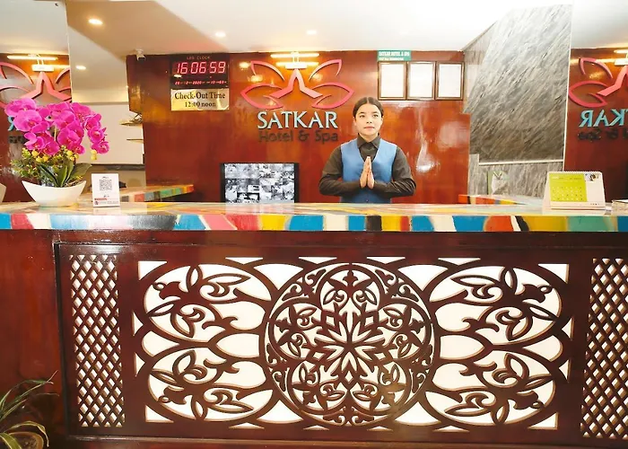 Hotel Satkar And